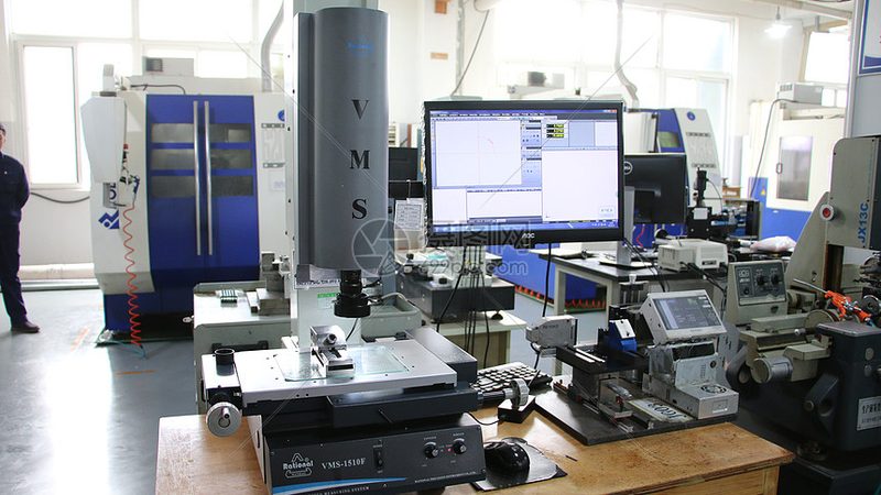 P4与P2主轴精度等级：数控机床精度的关键差异解析